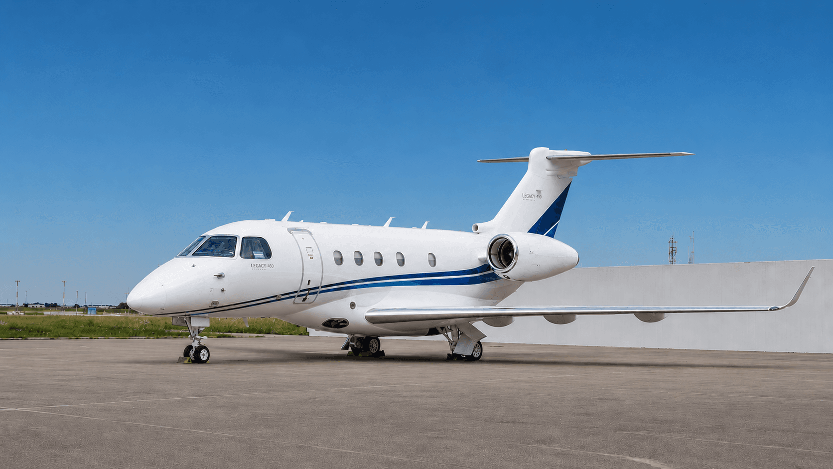 Embraer Legacy 450
